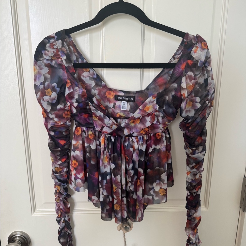 Urban Outfitters Floral Longsleeve Top XS